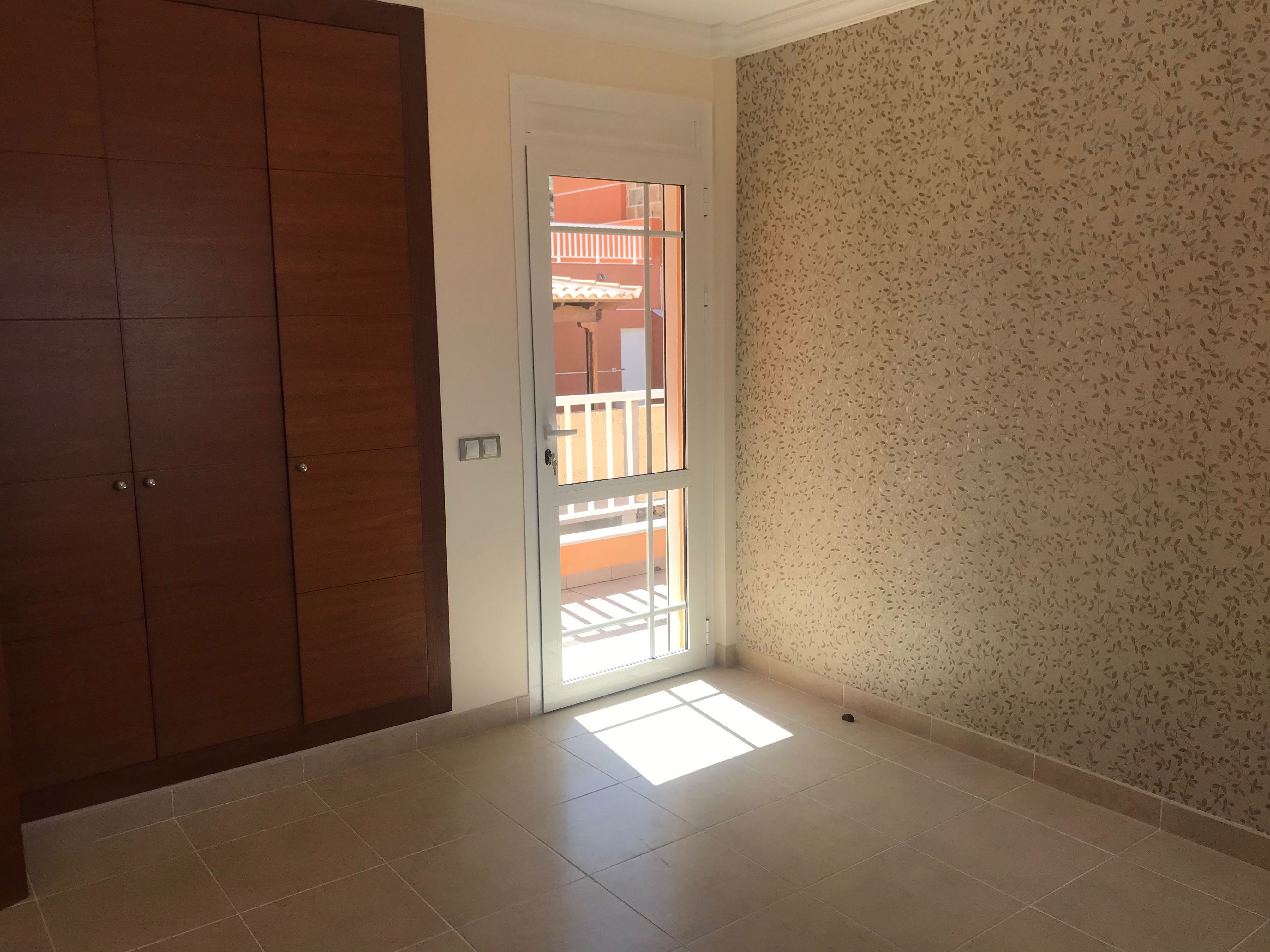 Adosada en Arona zona Los Cristianos. Complejo Mesetas del Mar: Compra y venta de inmuebles de Tenerife Investment Properties Adosada en Arona zona Los Cristianos. Complejo Mesetas del Mar: Compra y venta de inmuebles de Tenerife Investment Properties