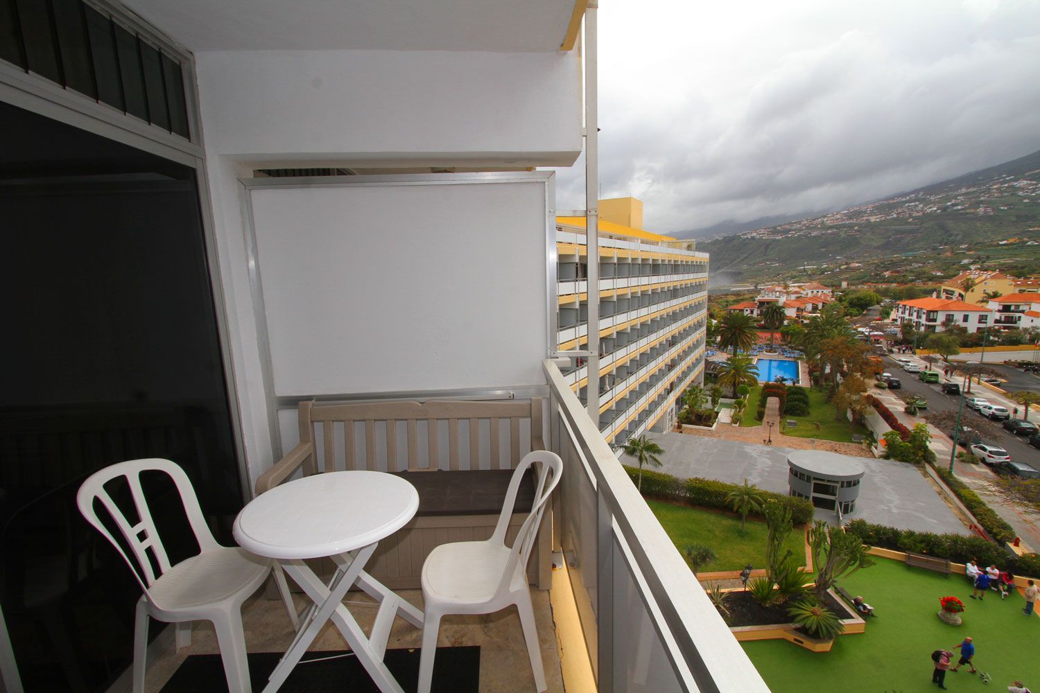 VENTA! BONITO DUPLEX EN PUERTO DE LA CRUZ CON VISTAS ESPECTACULARES: Compra y venta de inmuebles de Tenerife Investment Properties VENTA! BONITO DUPLEX EN PUERTO DE LA CRUZ CON VISTAS ESPECTACULARES: Compra y venta de inmuebles de Tenerife Investment Properties