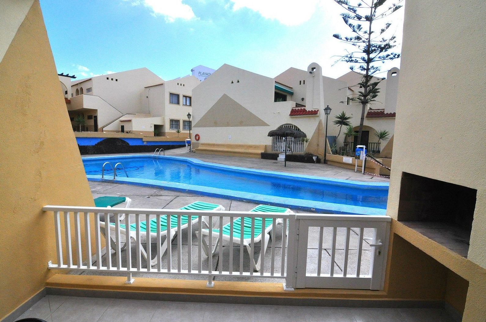 Apartamento de 2 dormitorios en Mareverde, Torviscas bajo, Costa Adeje: Compra y venta de inmuebles de Tenerife Investment Properties Apartamento de 2 dormitorios en Mareverde, Torviscas bajo, Costa Adeje: Compra y venta de inmuebles de Tenerife Investment Properties