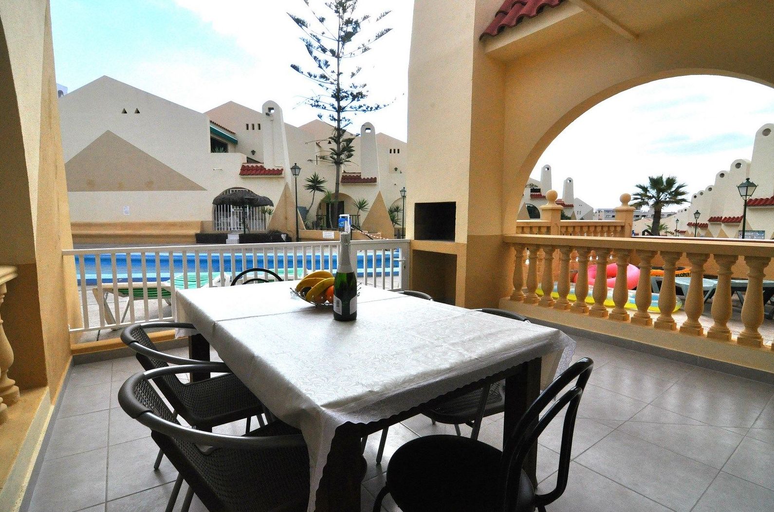 Apartamento de 2 dormitorios en Mareverde, Torviscas bajo, Costa Adeje: Compra y venta de inmuebles de Tenerife Investment Properties Apartamento de 2 dormitorios en Mareverde, Torviscas bajo, Costa Adeje: Compra y venta de inmuebles de Tenerife Investment Properties