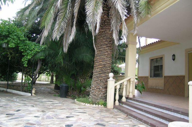 CHALET VENTA 270.000€: Compra y alquiler de Servicasa Servicios Inmobiliarios CHALET VENTA 270.000€: Compra y alquiler de Servicasa Servicios Inmobiliarios