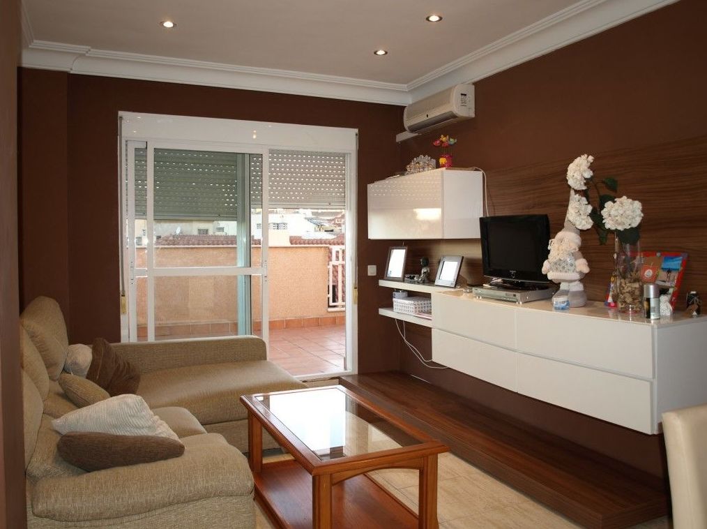 Ático en venta 95.000€: Compra y alquiler de Servicasa Servicios Inmobiliarios Ático en venta 95.000€: Compra y alquiler de Servicasa Servicios Inmobiliarios