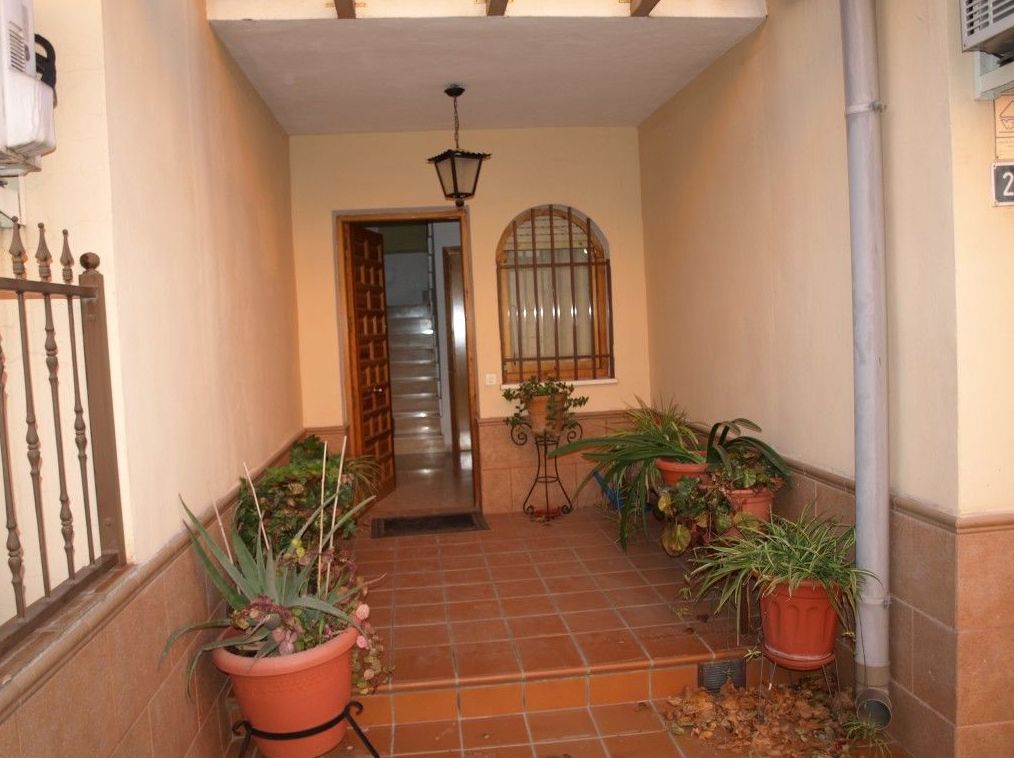 ADOSADO EN VENTA.155.000€: Compra y alquiler de Servicasa Servicios Inmobiliarios ADOSADO EN VENTA.155.000€: Compra y alquiler de Servicasa Servicios Inmobiliarios
