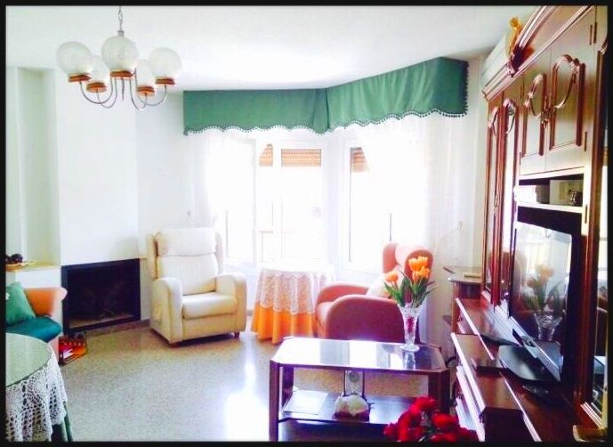 Piso en venta, Hellin 79.000€: Compra y alquiler de Servicasa Servicios Inmobiliarios Piso en venta, Hellin 79.000€: Compra y alquiler de Servicasa Servicios Inmobiliarios