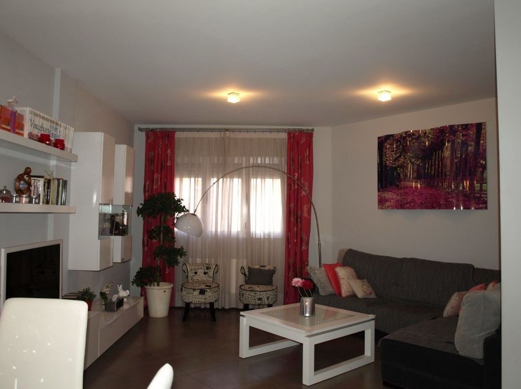 Pisos en venta 170.000€: Compra y alquiler de Servicasa Servicios Inmobiliarios Pisos en venta 170.000€: Compra y alquiler de Servicasa Servicios Inmobiliarios