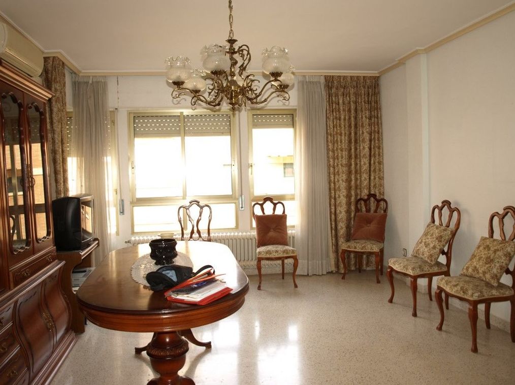 Pisos en venta 80.000€: Compra y alquiler de Servicasa Servicios Inmobiliarios Pisos en venta 80.000€: Compra y alquiler de Servicasa Servicios Inmobiliarios