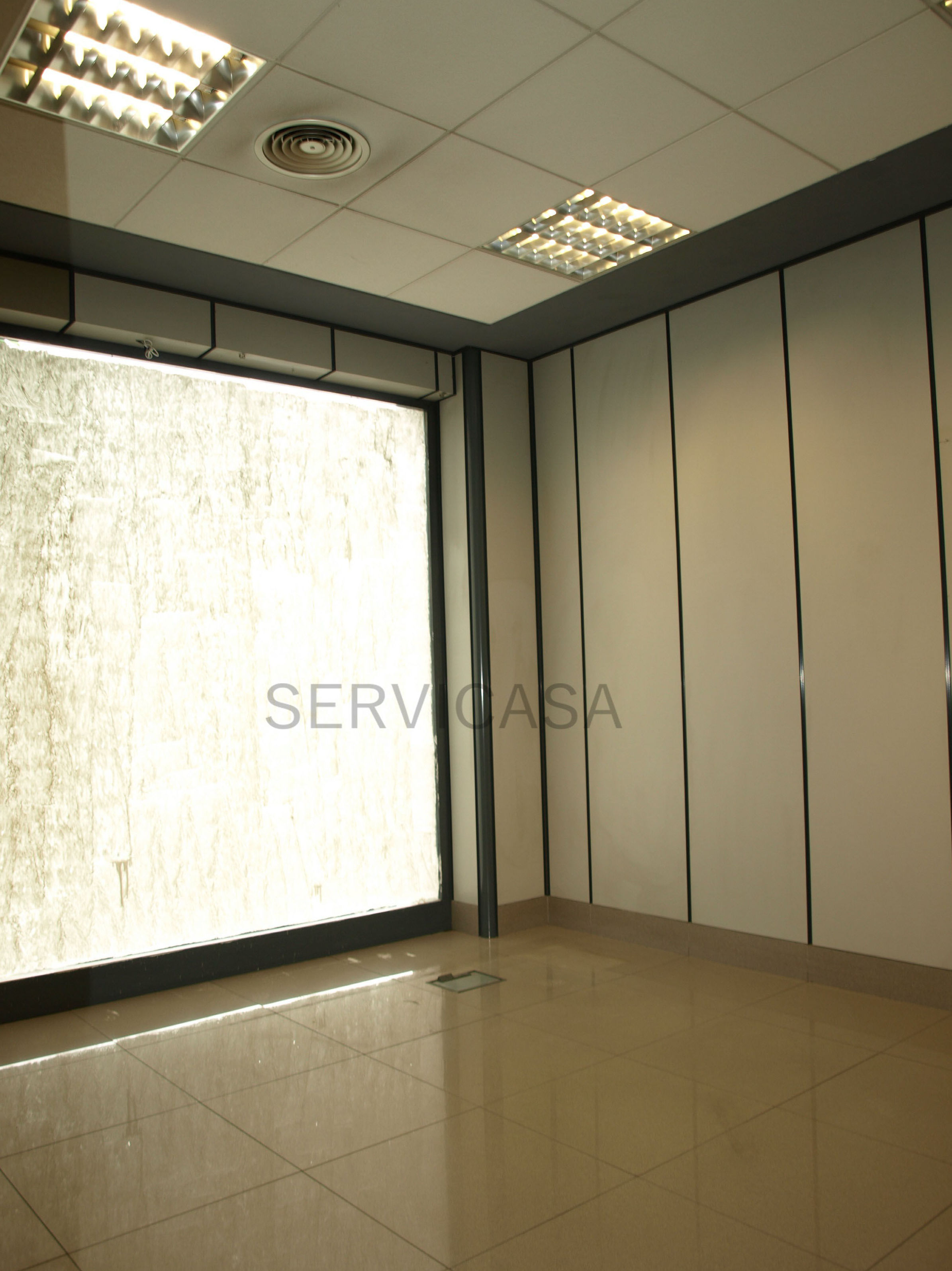Local comercial 950€/mes : Compra y alquiler de Servicasa Servicios Inmobiliarios Local comercial 950€/mes : Compra y alquiler de Servicasa Servicios Inmobiliarios