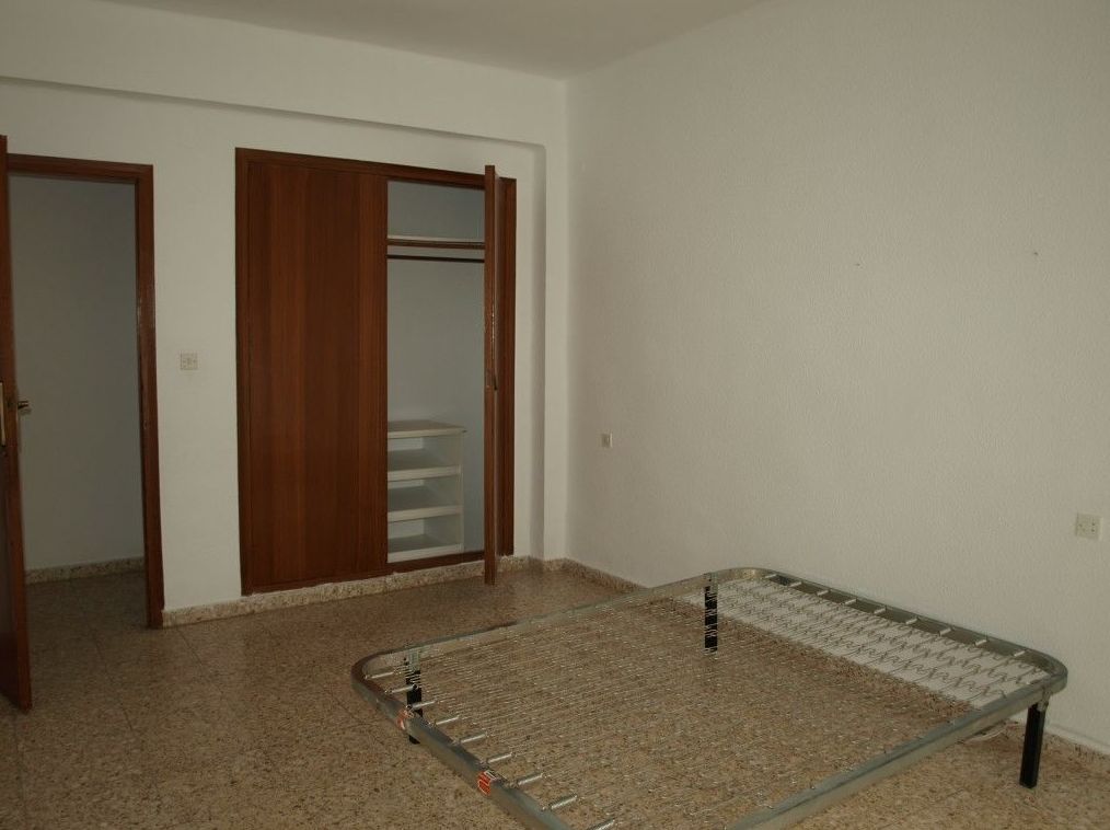 Piso en alquiler : Compra y alquiler de Servicasa Servicios Inmobiliarios Piso en alquiler : Compra y alquiler de Servicasa Servicios Inmobiliarios