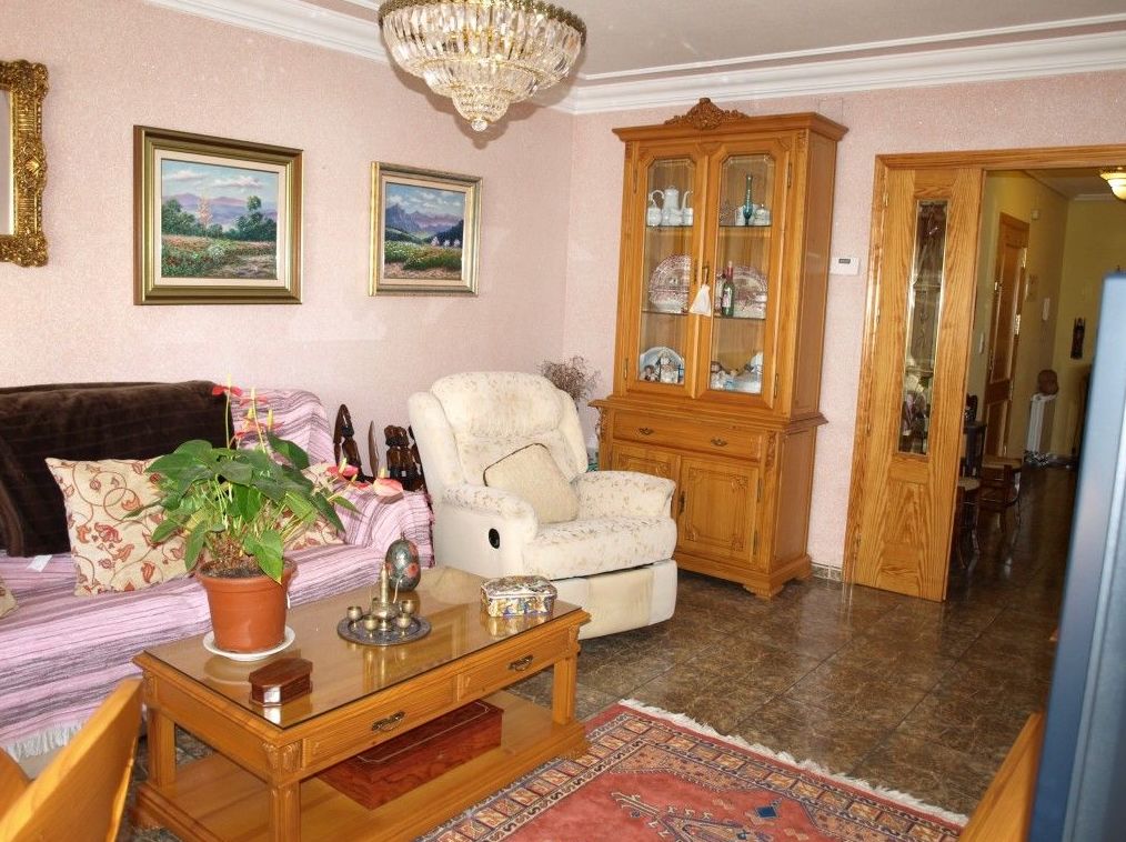 Pisos en venta 120.000€: Compra y alquiler de Servicasa Servicios Inmobiliarios Pisos en venta 120.000€: Compra y alquiler de Servicasa Servicios Inmobiliarios