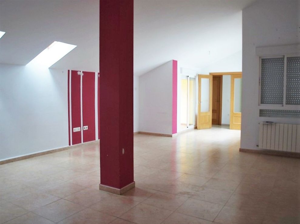 Pisos en venta.100.000€ : Compra y alquiler de Servicasa Servicios Inmobiliarios Pisos en venta.100.000€ : Compra y alquiler de Servicasa Servicios Inmobiliarios