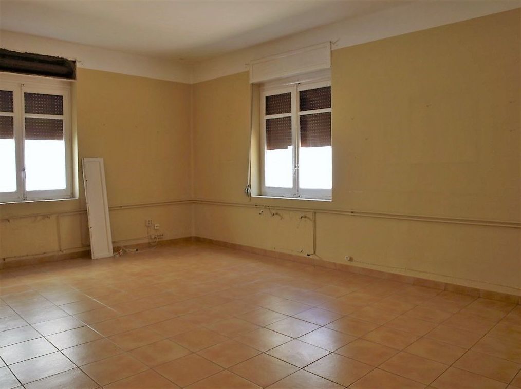 Piso en venta.90.000€: Compra y alquiler de Servicasa Servicios Inmobiliarios Piso en venta.90.000€: Compra y alquiler de Servicasa Servicios Inmobiliarios