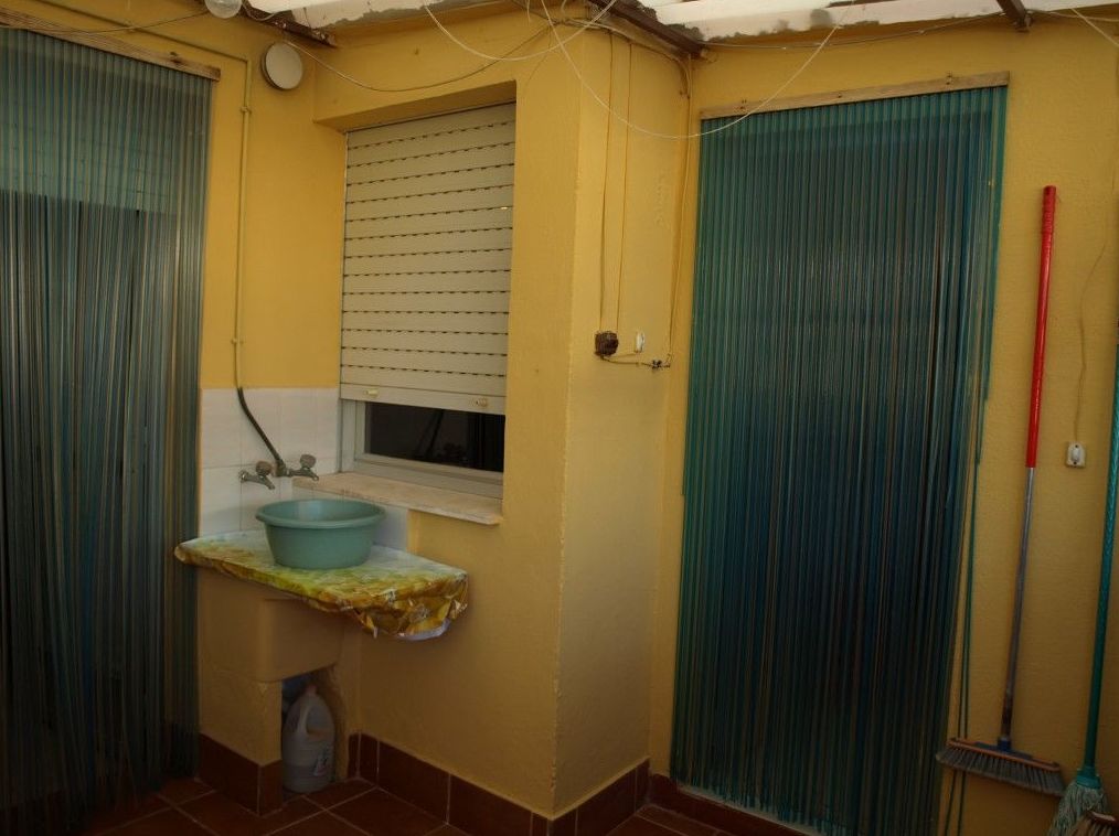 Pisos en venta. 70.000€: Compra y alquiler de Servicasa Servicios Inmobiliarios Pisos en venta. 70.000€: Compra y alquiler de Servicasa Servicios Inmobiliarios