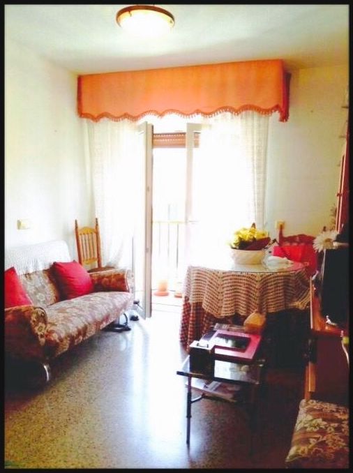 Piso en venta, Hellin 79.000€: Compra y alquiler de Servicasa Servicios Inmobiliarios Piso en venta, Hellin 79.000€: Compra y alquiler de Servicasa Servicios Inmobiliarios