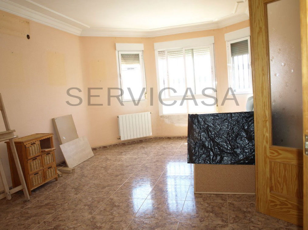 Adosado en venta 105.000€: Compra y alquiler de Servicasa Servicios Inmobiliarios Adosado en venta 105.000€: Compra y alquiler de Servicasa Servicios Inmobiliarios