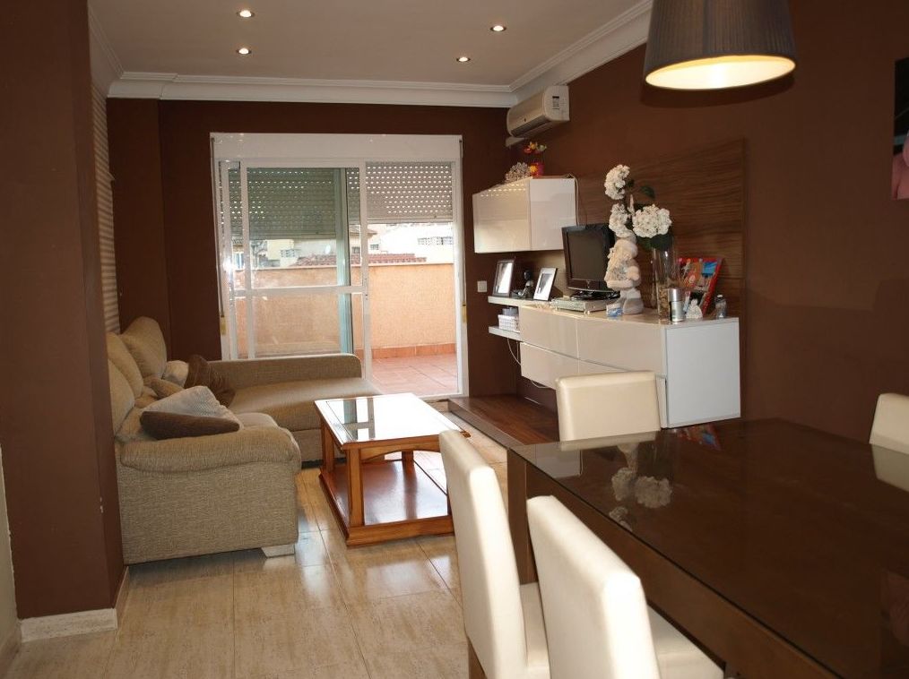 Ático en venta 95.000€: Compra y alquiler de Servicasa Servicios Inmobiliarios Ático en venta 95.000€: Compra y alquiler de Servicasa Servicios Inmobiliarios