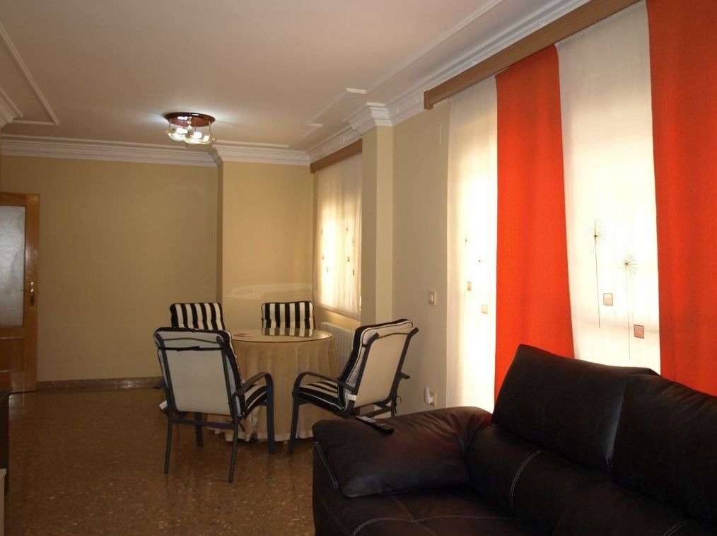 Piso en venta.130.000€: Compra y alquiler de Servicasa Servicios Inmobiliarios Piso en venta.130.000€: Compra y alquiler de Servicasa Servicios Inmobiliarios
