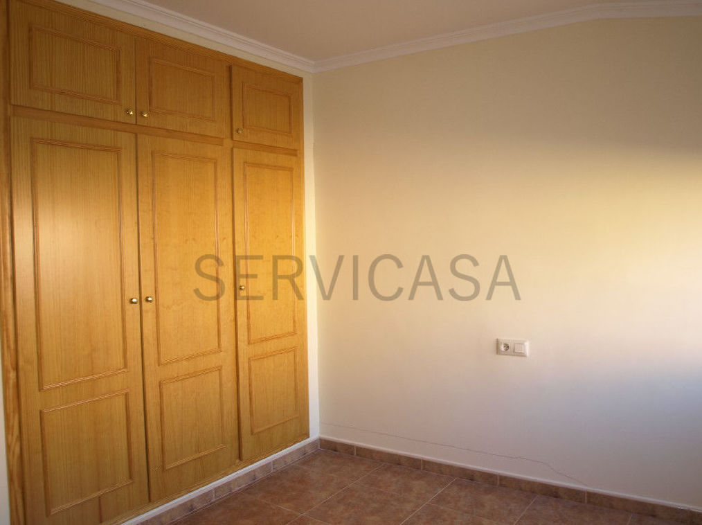 CASA EN VENTA 79.000€: Compra y alquiler of Servicasa Servicios Inmobiliarios CASA EN VENTA 79.000€: Compra y alquiler of Servicasa Servicios Inmobiliarios
