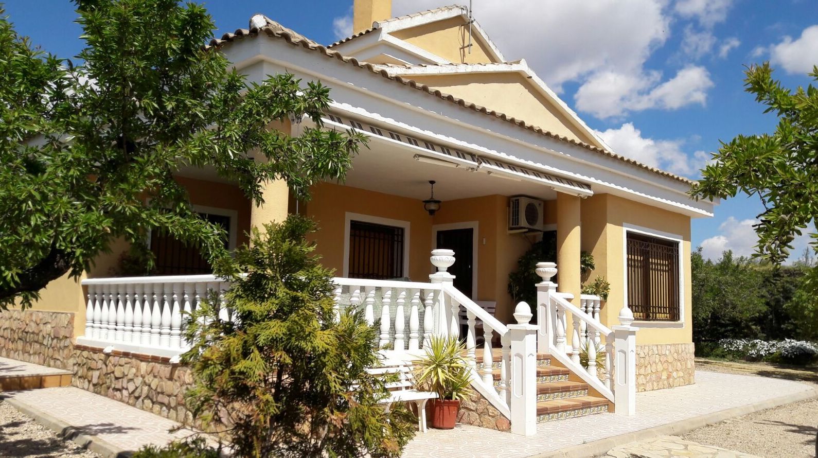 Chalets en venta : Compra y alquiler de Servicasa Servicios Inmobiliarios Chalets en venta : Compra y alquiler de Servicasa Servicios Inmobiliarios