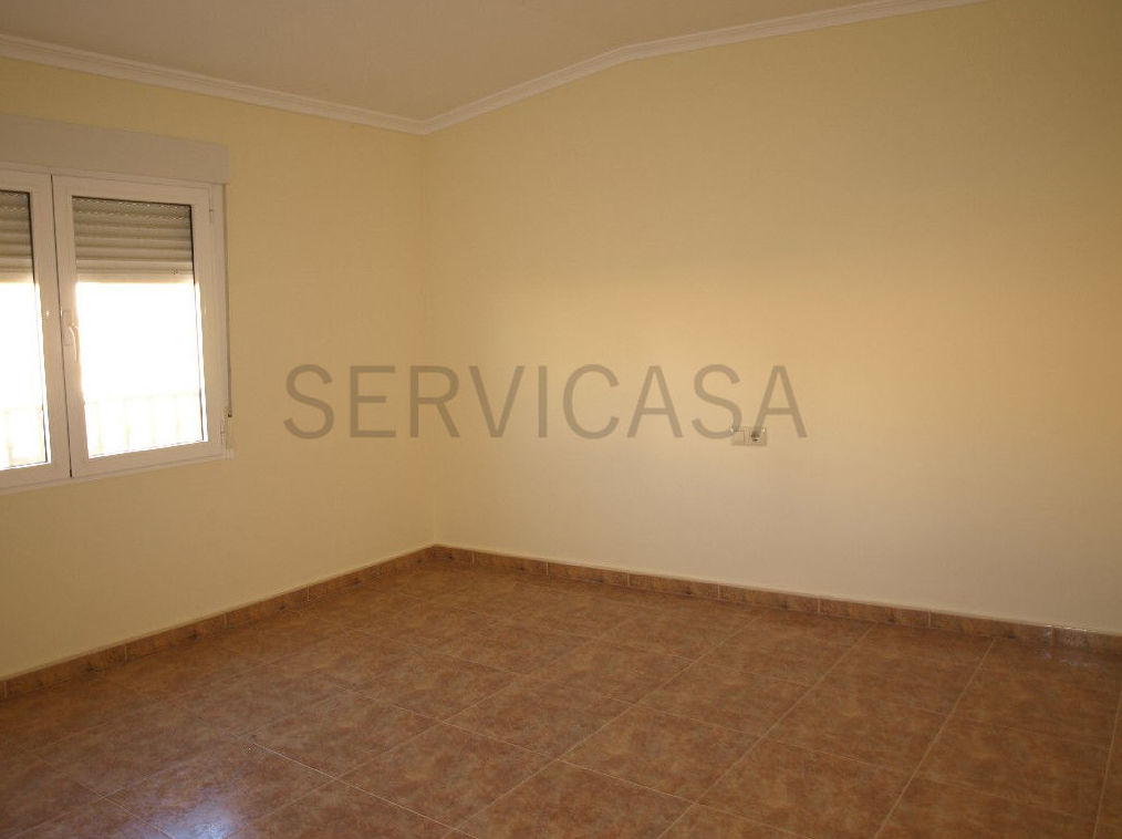 CASA EN VENTA 79.000€: Compra y alquiler of Servicasa Servicios Inmobiliarios CASA EN VENTA 79.000€: Compra y alquiler of Servicasa Servicios Inmobiliarios