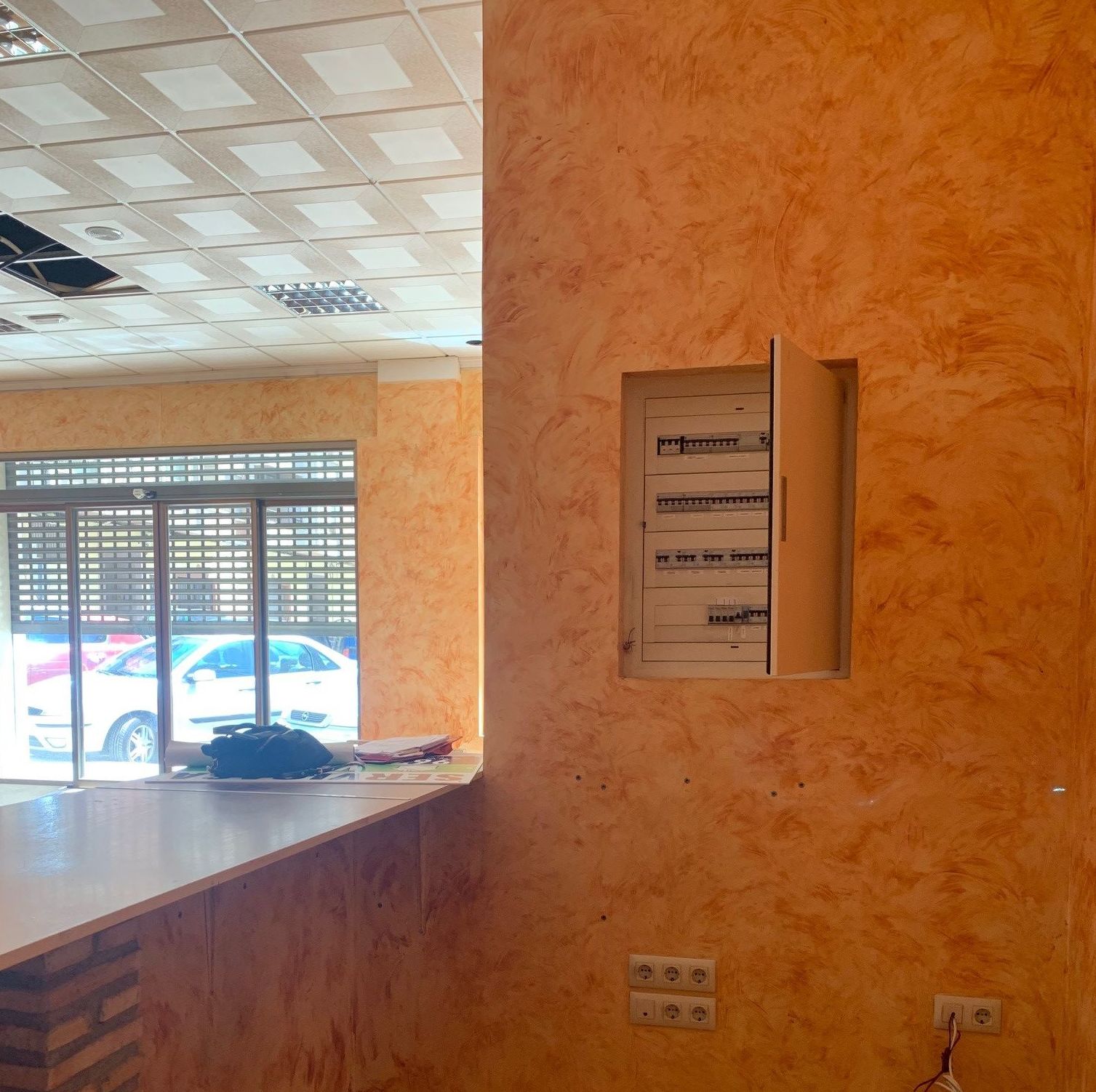 LOCAL ARREGLADO EN VENTA 155.000€: Compra y alquiler de Servicasa Servicios Inmobiliarios LOCAL ARREGLADO EN VENTA 155.000€: Compra y alquiler de Servicasa Servicios Inmobiliarios