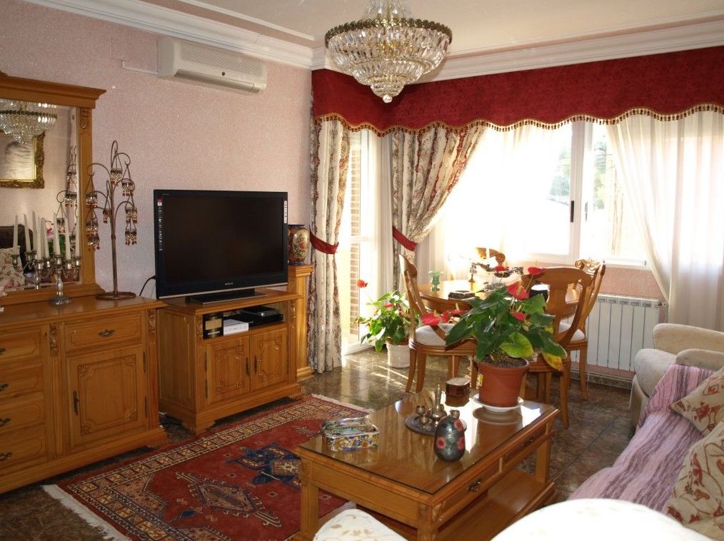 Pisos en venta 120.000€: Compra y alquiler de Servicasa Servicios Inmobiliarios Pisos en venta 120.000€: Compra y alquiler de Servicasa Servicios Inmobiliarios