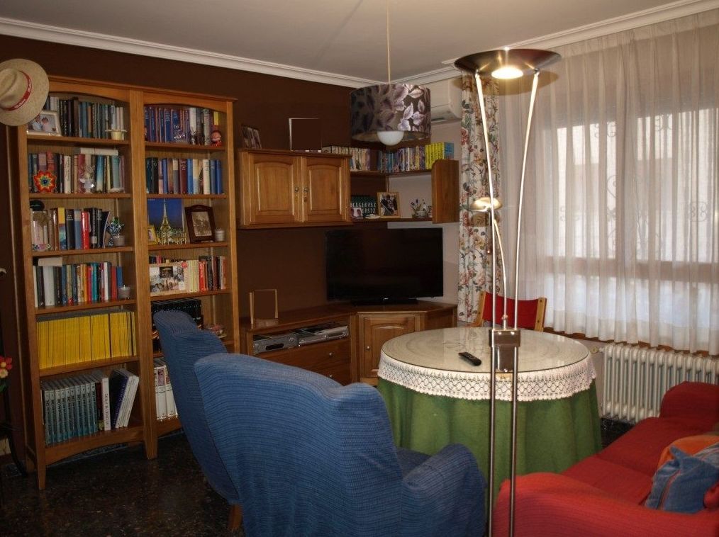 ADOSADO EN VENTA 128.000€: Compra y alquiler de Servicasa Servicios Inmobiliarios ADOSADO EN VENTA 128.000€: Compra y alquiler de Servicasa Servicios Inmobiliarios