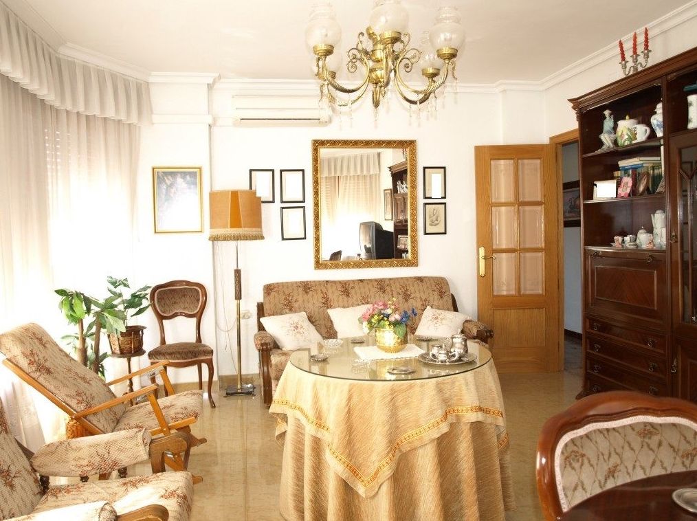 Pisos en venta 100.000€: Compra y alquiler de Servicasa Servicios Inmobiliarios Pisos en venta 100.000€: Compra y alquiler de Servicasa Servicios Inmobiliarios