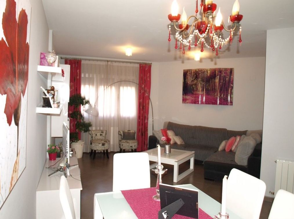 Pisos en venta 170.000€: Compra y alquiler de Servicasa Servicios Inmobiliarios Pisos en venta 170.000€: Compra y alquiler de Servicasa Servicios Inmobiliarios