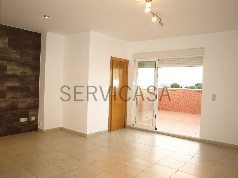 Ático en venta 105.000€: Compra y alquiler de Servicasa Servicios Inmobiliarios Ático en venta 105.000€: Compra y alquiler de Servicasa Servicios Inmobiliarios