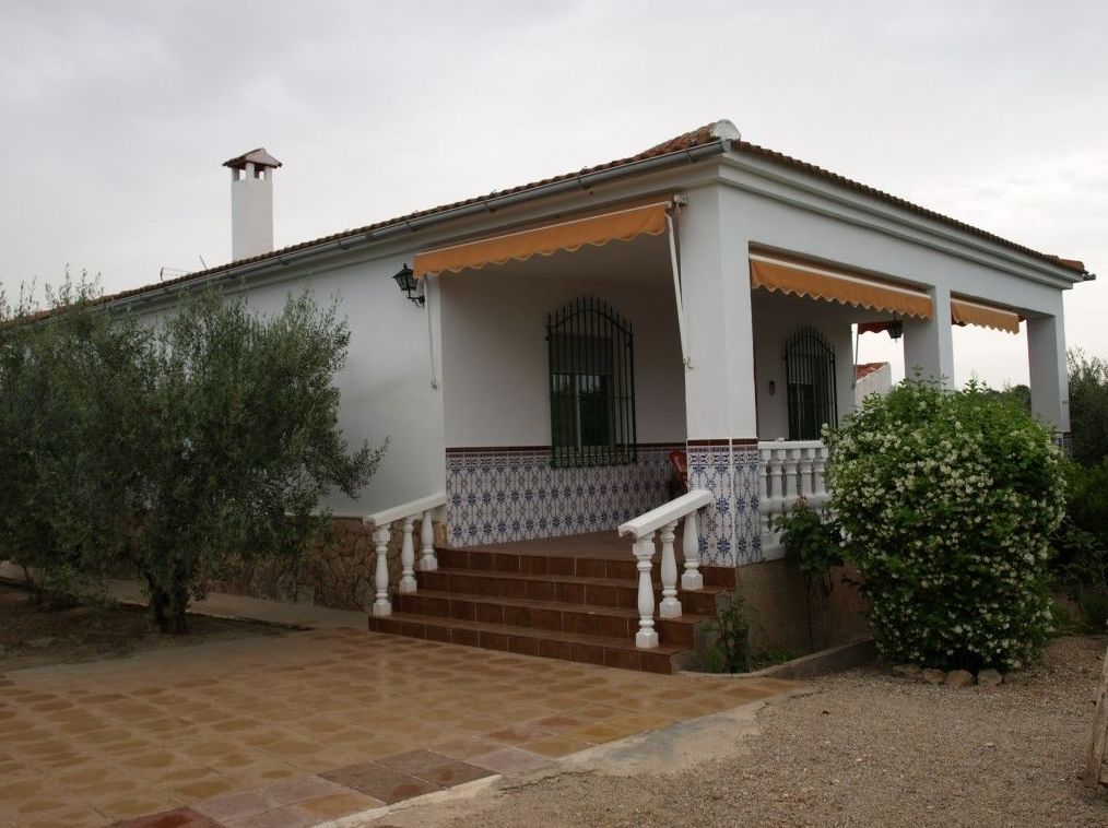 Chalets en venta 140.000€: Compra y alquiler de Servicasa Servicios Inmobiliarios Chalets en venta 140.000€: Compra y alquiler de Servicasa Servicios Inmobiliarios