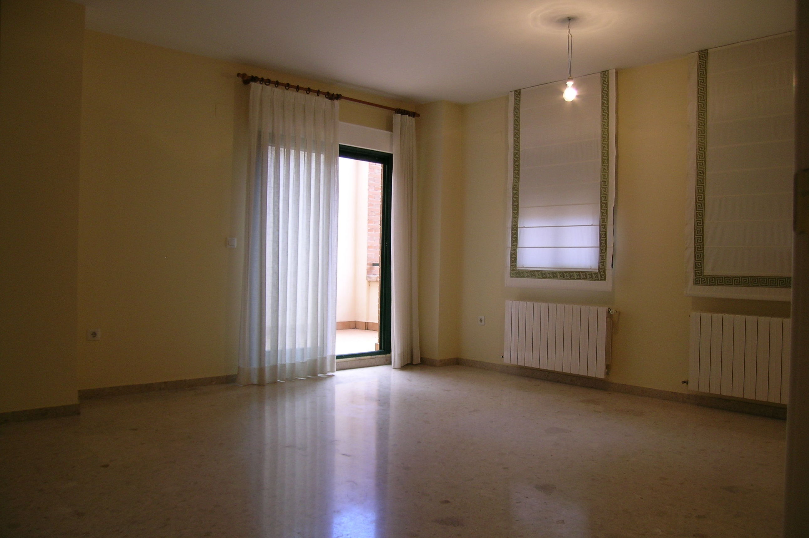 Piso en alquiler : Compra y alquiler de Servicasa Servicios Inmobiliarios Piso en alquiler : Compra y alquiler de Servicasa Servicios Inmobiliarios
