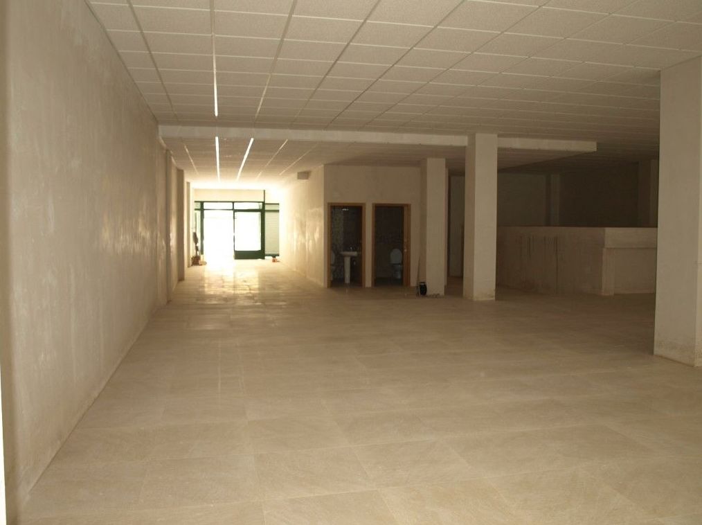 Local en alquiler, Hellin: Compra y alquiler de Servicasa Servicios Inmobiliarios Local en alquiler, Hellin: Compra y alquiler de Servicasa Servicios Inmobiliarios