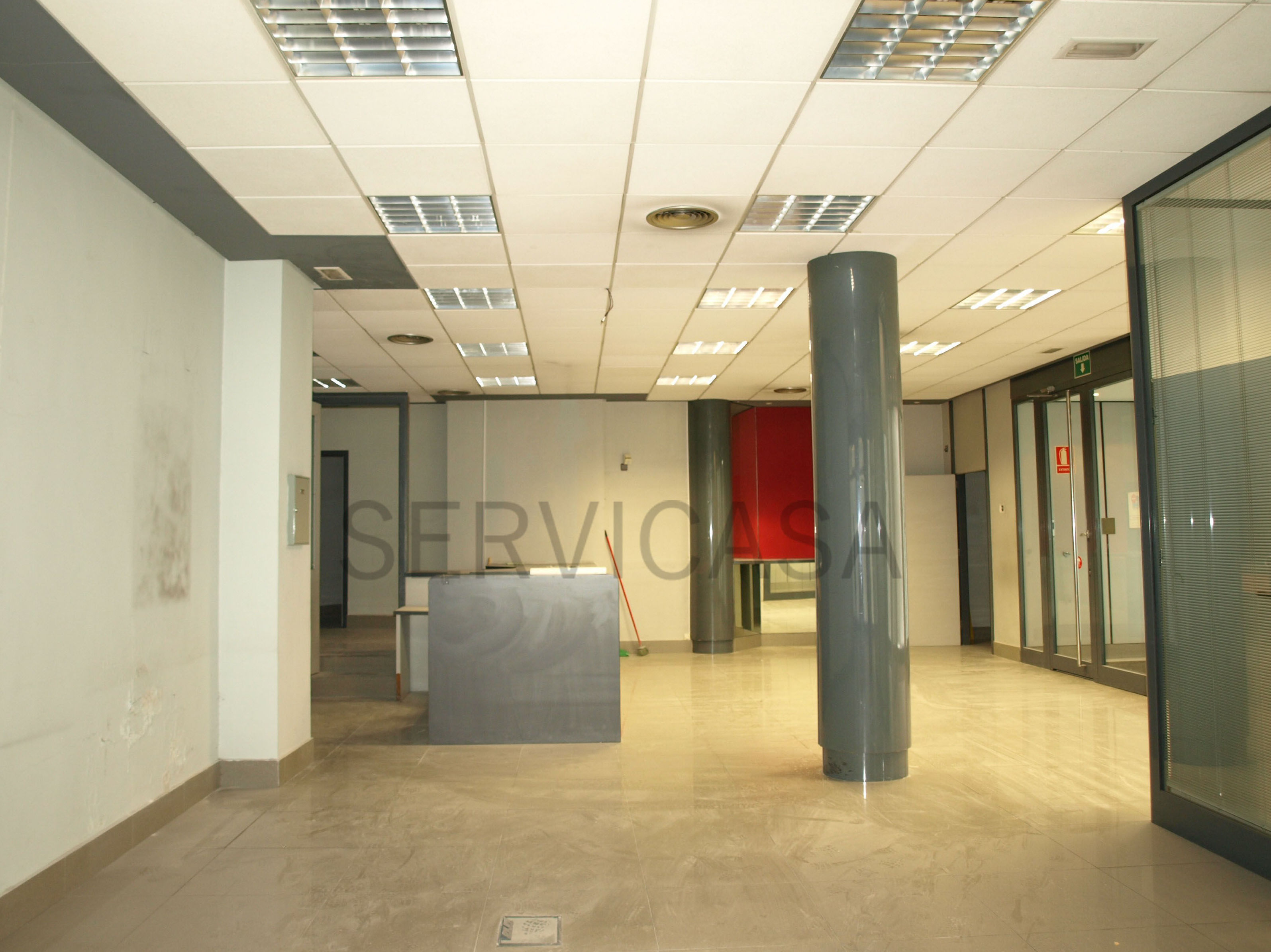 Local comercial 950€/mes : Compra y alquiler de Servicasa Servicios Inmobiliarios Local comercial 950€/mes : Compra y alquiler de Servicasa Servicios Inmobiliarios
