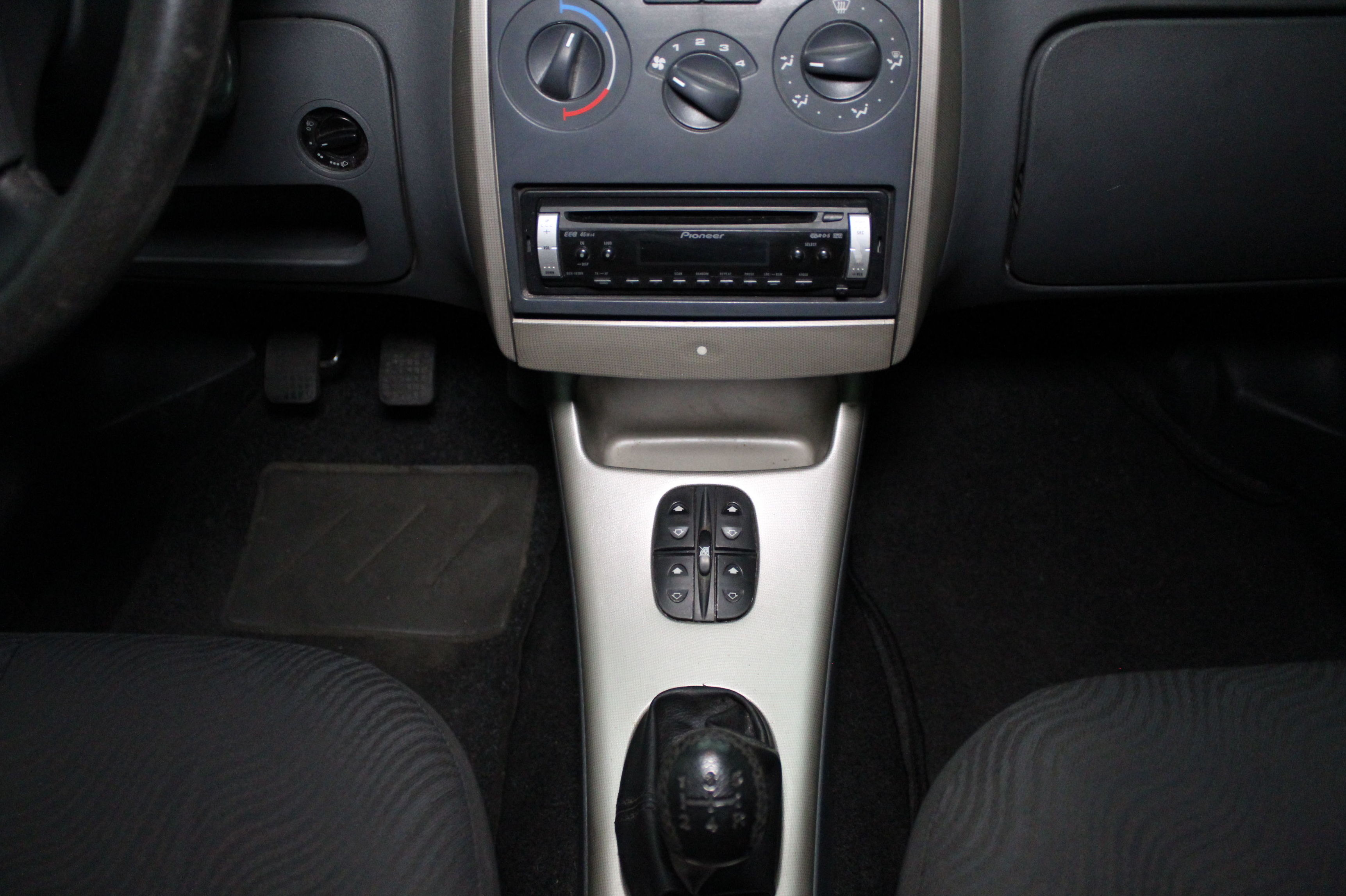 TATA Indica 1.4TD LX: Nuestros Vehículos de Activa Motors TATA Indica 1.4TD LX: Nuestros Vehículos de Activa Motors