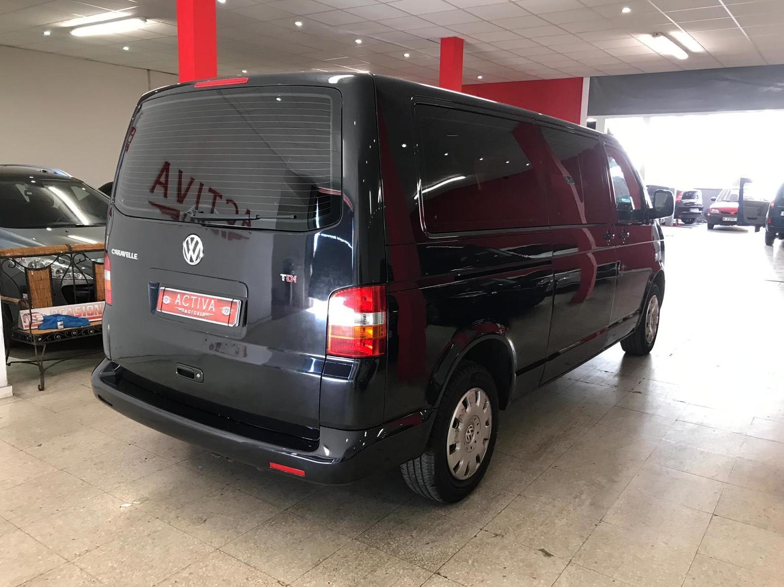VOLKSWAGEN Caravelle Largo 2.5 TDI 130cv Comfortline 4p.: Nuestros Vehículos de Activa Motors VOLKSWAGEN Caravelle Largo 2.5 TDI 130cv Comfortline 4p.: Nuestros Vehículos de Activa Motors