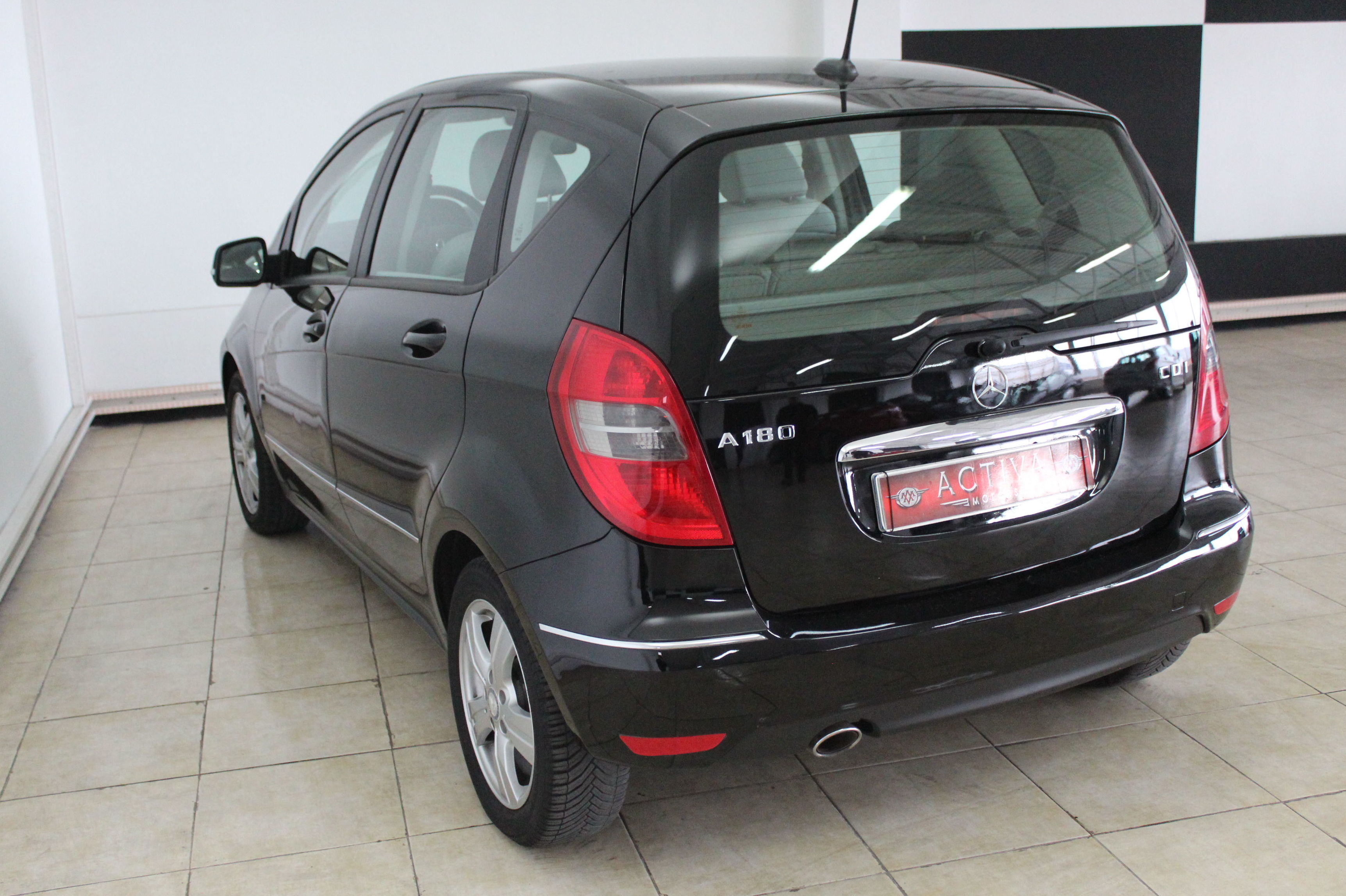 MERCEDES-BENZ Clase A A 180 CDI AVANTGARDE 5p.: Nuestros Vehículos de Activa Motors MERCEDES-BENZ Clase A A 180 CDI AVANTGARDE 5p.: Nuestros Vehículos de Activa Motors