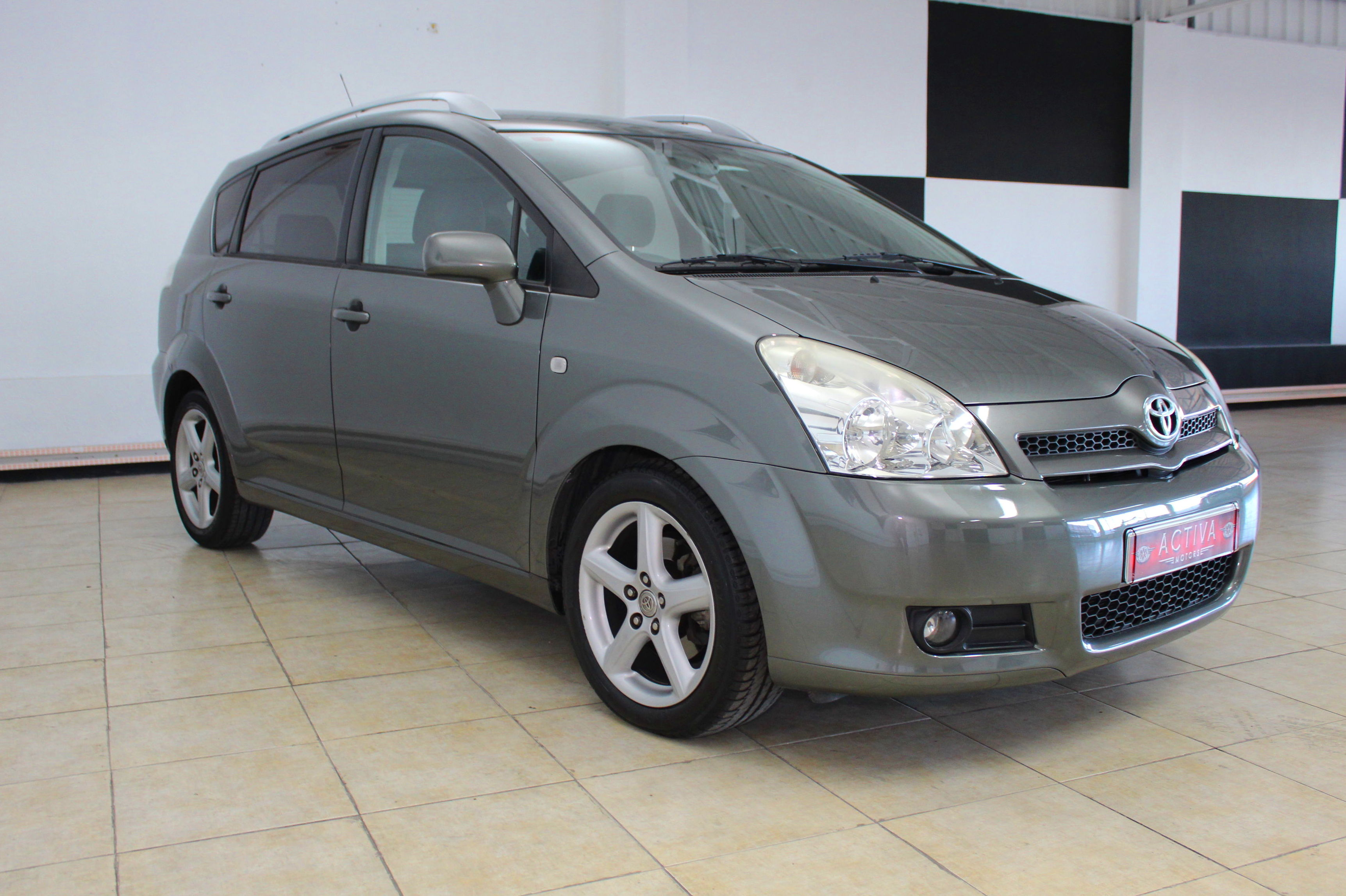 TOYOTA Corolla Verso 2.2 D-4D 177cv Sport: Nuestros Vehículos de Activa Motors TOYOTA Corolla Verso 2.2 D-4D 177cv Sport: Nuestros Vehículos de Activa Motors