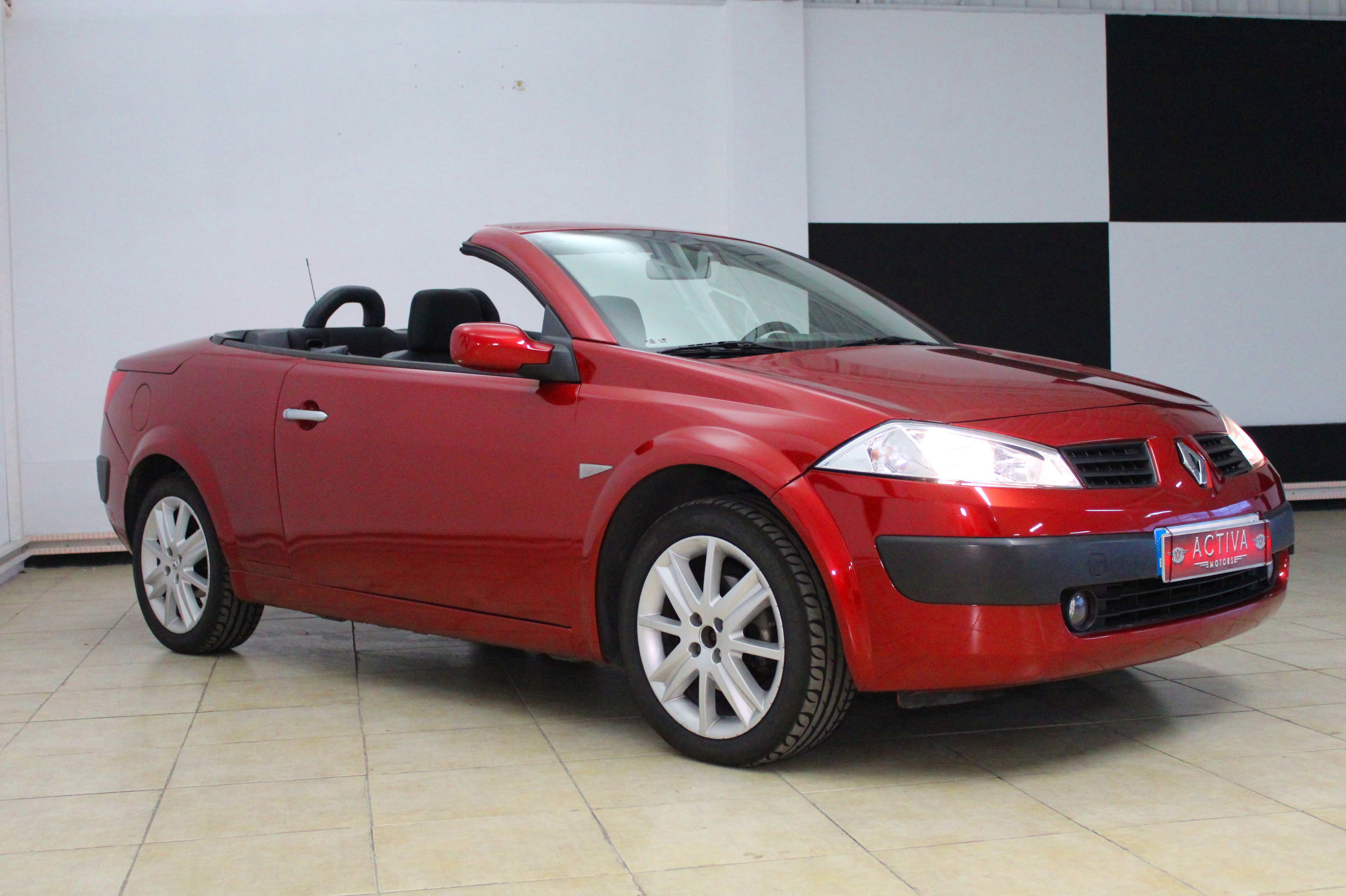 Renault Megane CC 1.9DCI Luxe Dynamique: Nuestros Vehículos de Activa Motors Renault Megane CC 1.9DCI Luxe Dynamique: Nuestros Vehículos de Activa Motors