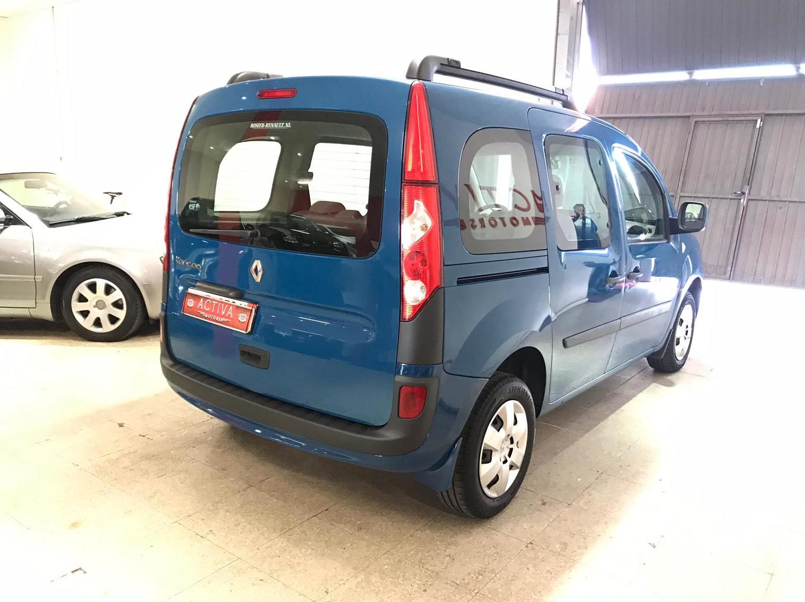 RENAULT Kangoo Combi Expression 1.5dCi 105cv 5p.: Nuestros Vehículos de Activa Motors RENAULT Kangoo Combi Expression 1.5dCi 105cv 5p.: Nuestros Vehículos de Activa Motors