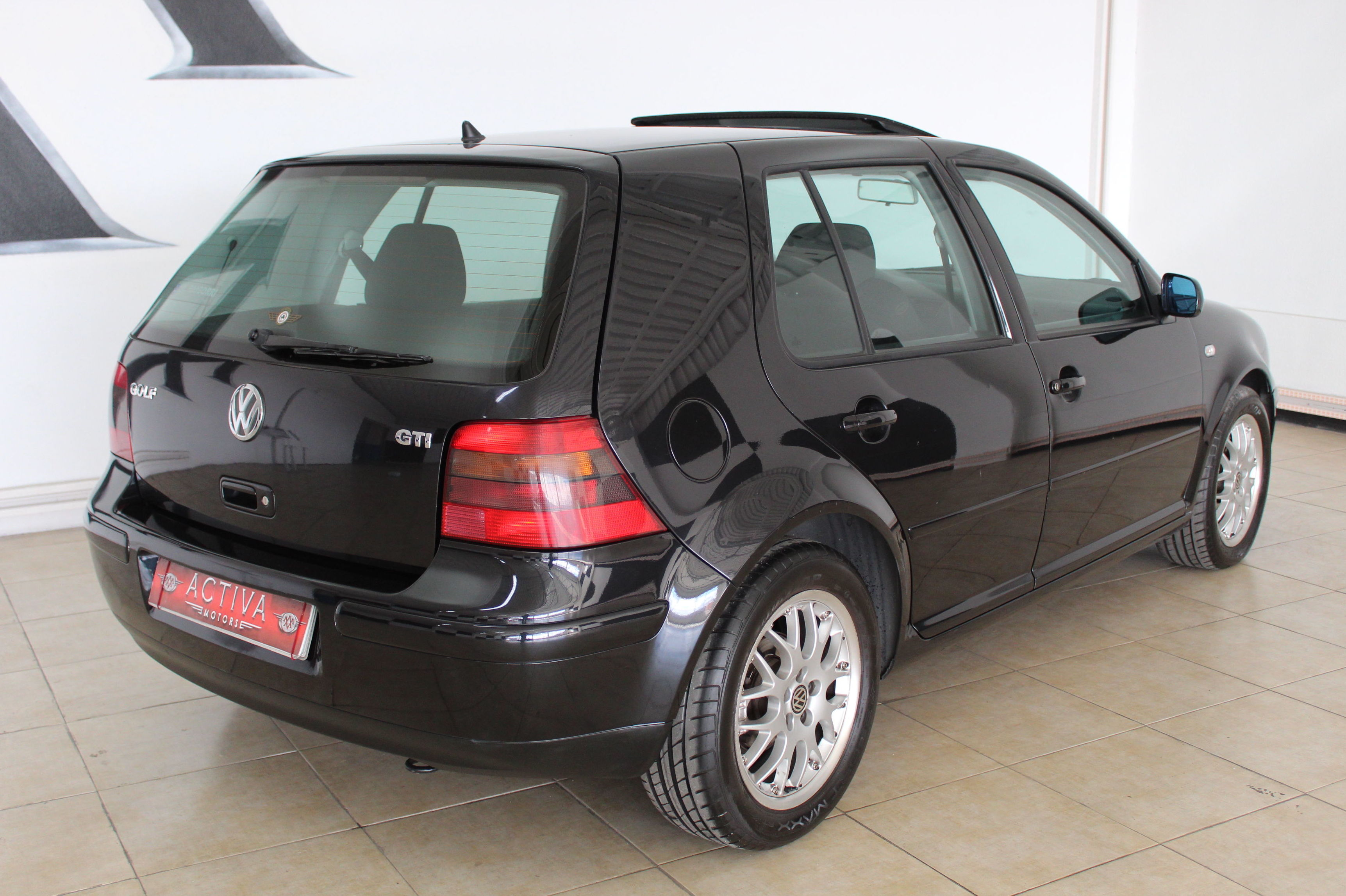 VOLKSWAGEN Golf 2.3 V5 GTI 5p.: Nuestros Vehículos de Activa Motors VOLKSWAGEN Golf 2.3 V5 GTI 5p.: Nuestros Vehículos de Activa Motors