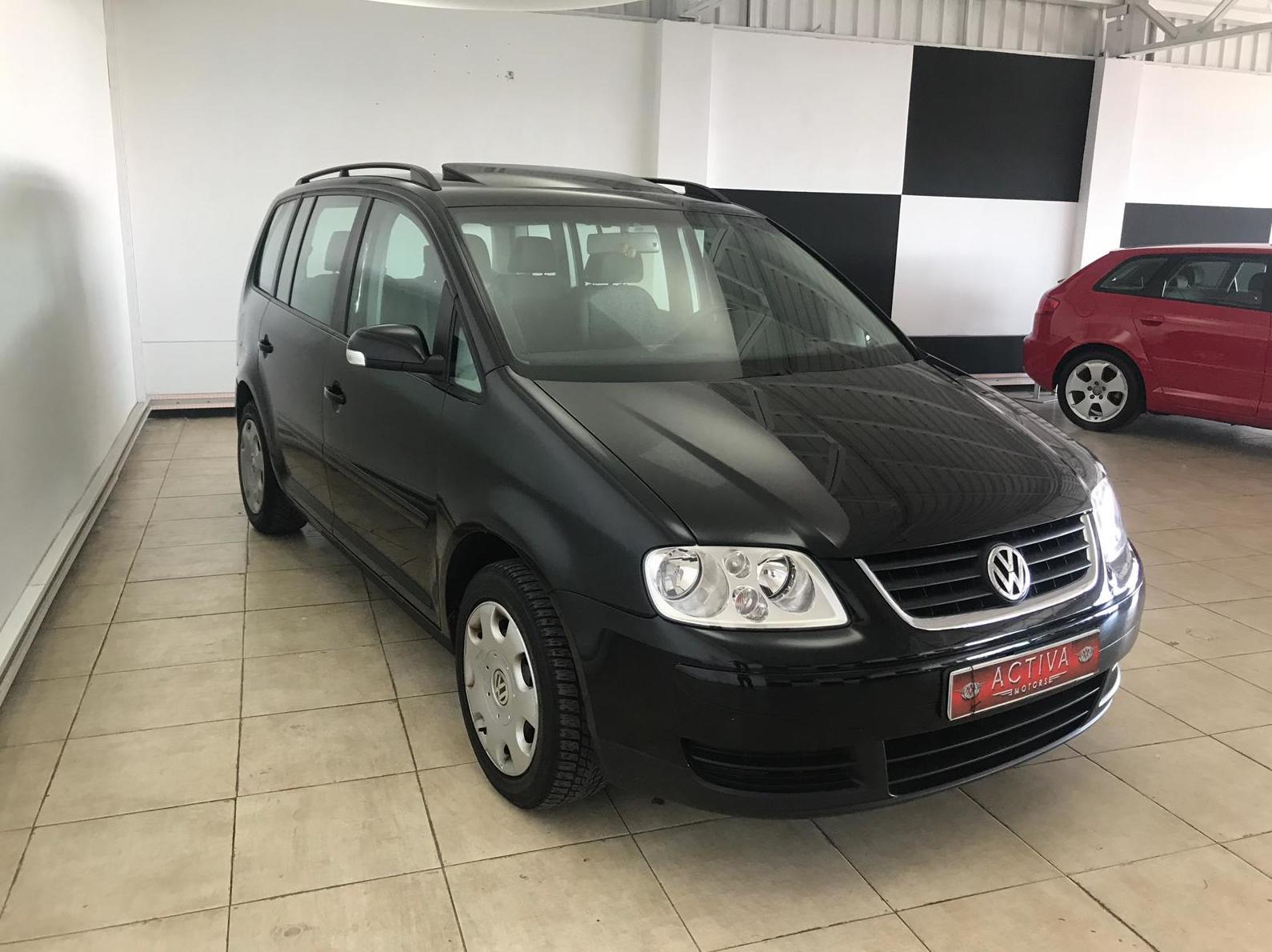 VOLKSWAGEN Touran 2.0 TDI 140 DSG Highline 5p.: Nuestros Vehículos de Activa Motors VOLKSWAGEN Touran 2.0 TDI 140 DSG Highline 5p.: Nuestros Vehículos de Activa Motors