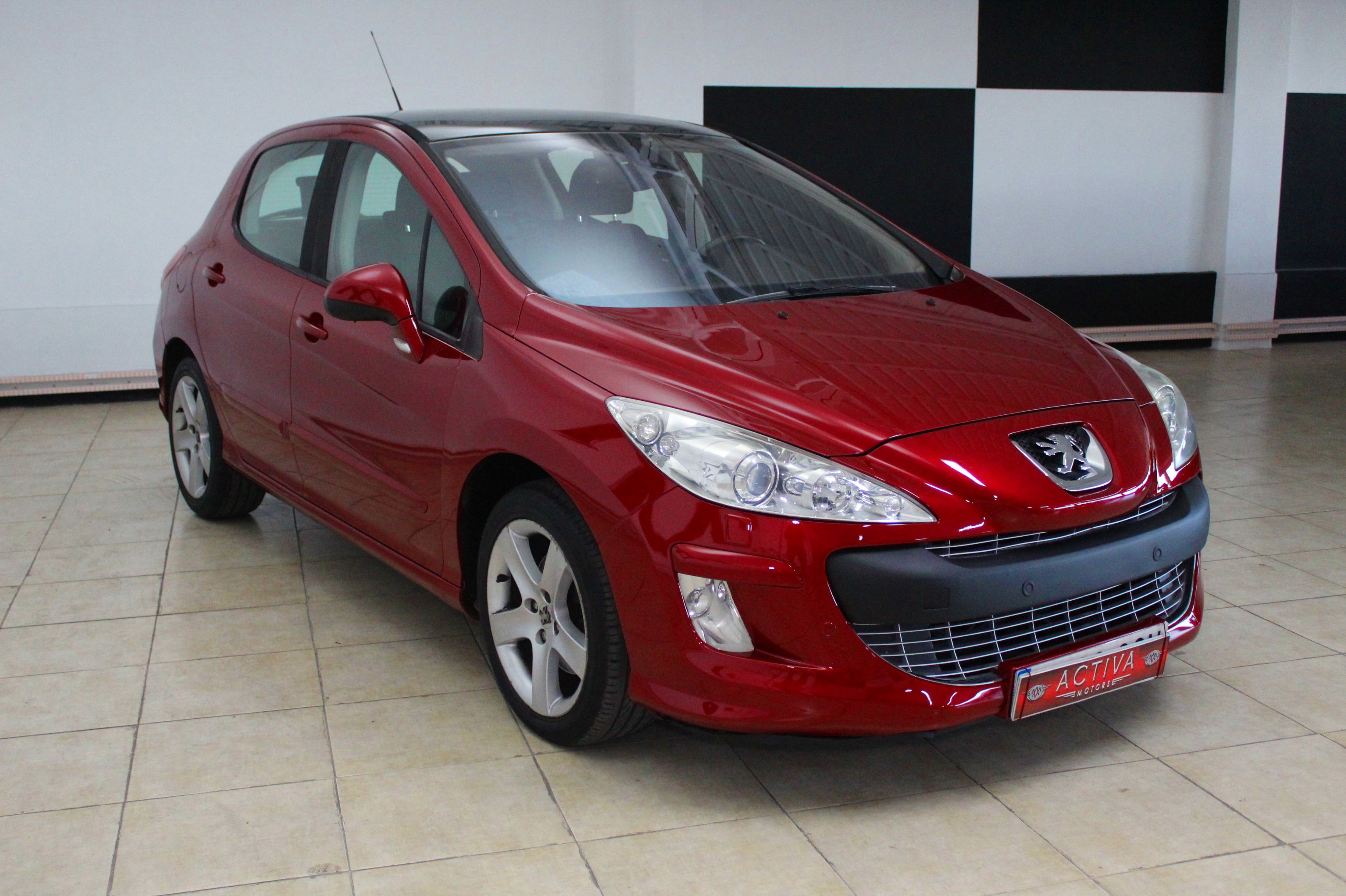 Peugeot 308 2.0HDI Premium Automatic: Nuestros Vehículos de Activa Motors Peugeot 308 2.0HDI Premium Automatic: Nuestros Vehículos de Activa Motors