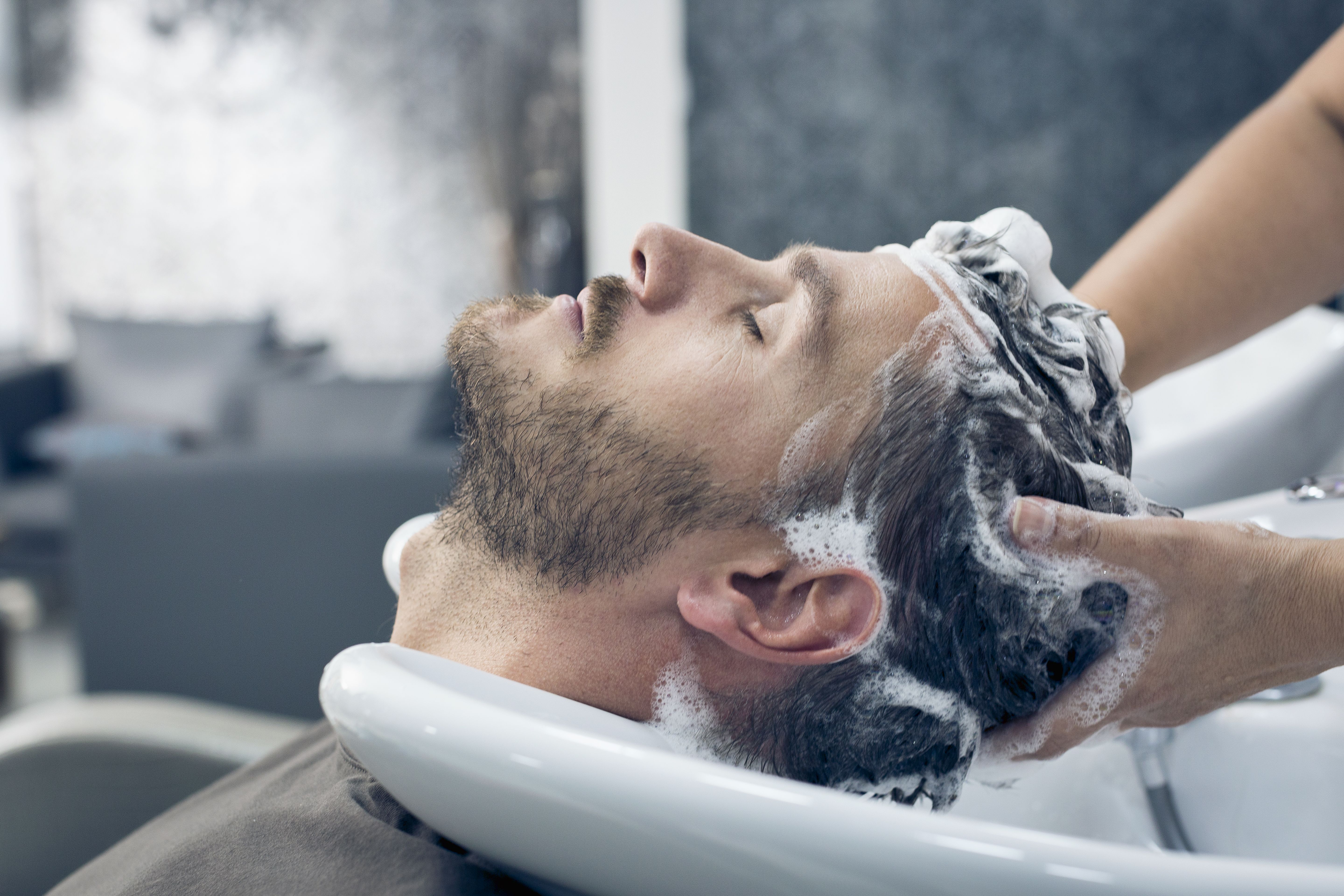 Physiocoiffeur caballero: Servicios de Fusión Unisex Hairdressers Physiocoiffeur caballero: Servicios de Fusión Unisex Hairdressers