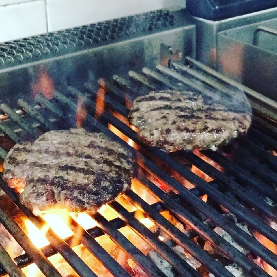 Nuestras hamburguesas: Nuestra carta de La Quinta 5TH Burger Nuestras hamburguesas: Nuestra carta de La Quinta 5TH Burger