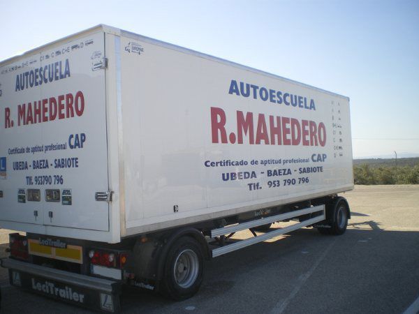 Permiso C: Permisos y cursos de Autoescuela R. Mahedero Permiso C: Permisos y cursos de Autoescuela R. Mahedero