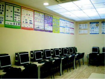 Cursos CAP: Permisos y cursos of Autoescuela R. Mahedero Cursos CAP: Permisos y cursos of Autoescuela R. Mahedero
