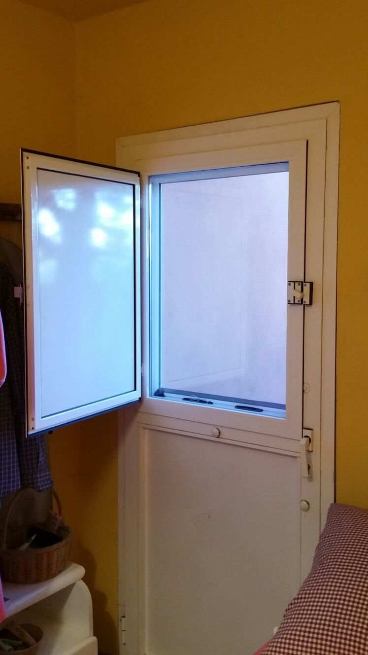 Ventana oscilo batiente: ALUMINIO - PVC de ALUMINIOS CARPAL Ventana oscilo batiente: ALUMINIO - PVC de ALUMINIOS CARPAL