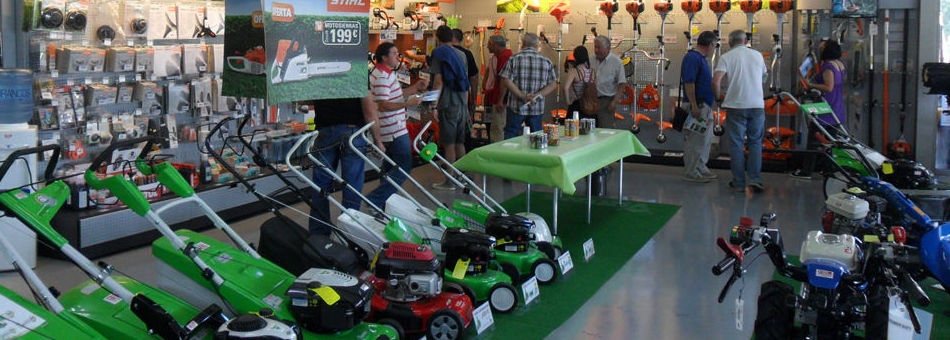Venta de todo tipo de maquinaria de jardinería y campo: Catálogo de Motomax Venta de todo tipo de maquinaria de jardinería y campo: Catálogo de Motomax