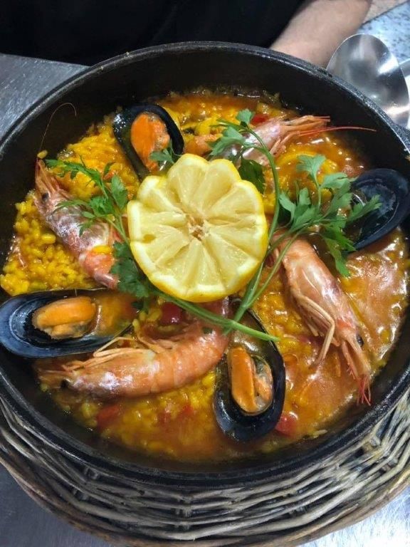 Menús diarios y especiales de grupo: ¿Qué ofrecemos? de Restaurante El Alcázar Menús diarios y especiales de grupo: ¿Qué ofrecemos? de Restaurante El Alcázar