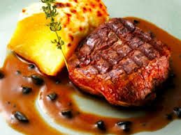 Nuestra especialidad: carnes: ¿Qué ofrecemos? de Restaurante El Alcázar Nuestra especialidad: carnes: ¿Qué ofrecemos? de Restaurante El Alcázar